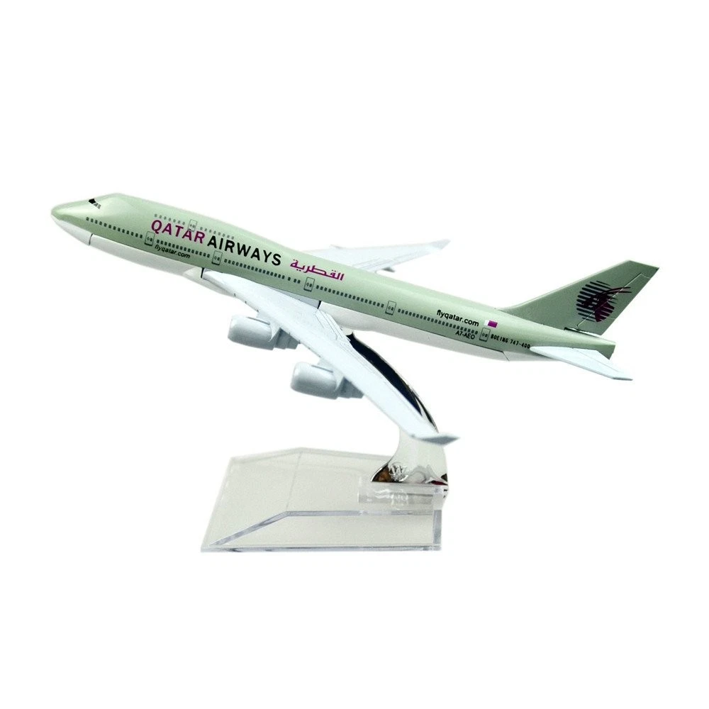 Qatar Airways B747 Metal Aircraft -16cm with stand